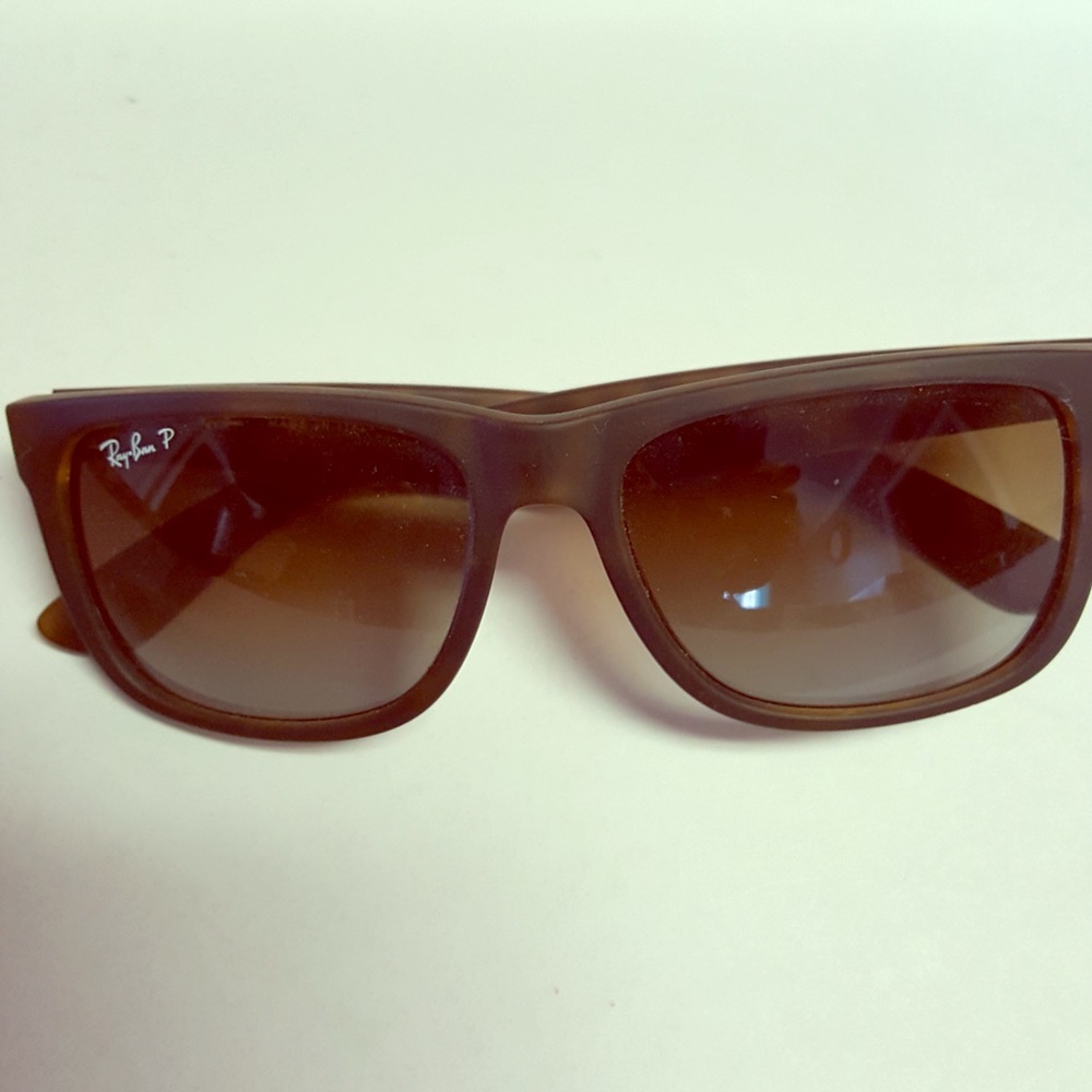 Tortuous shell Ray Bans (like new)